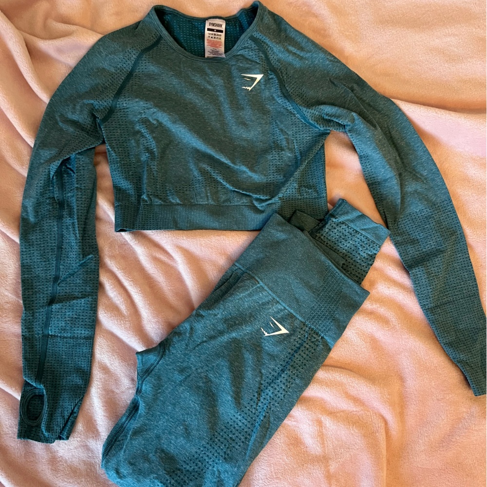 Gymshark blue workout set